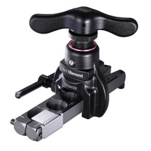 Kielicharka do rur calowych BLACK DIAMOND 14545  z tytanowym stożkiem