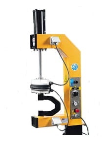 P40 - Termopres do naprawy dętek oraz opon z dociskiem pneumatycznym.